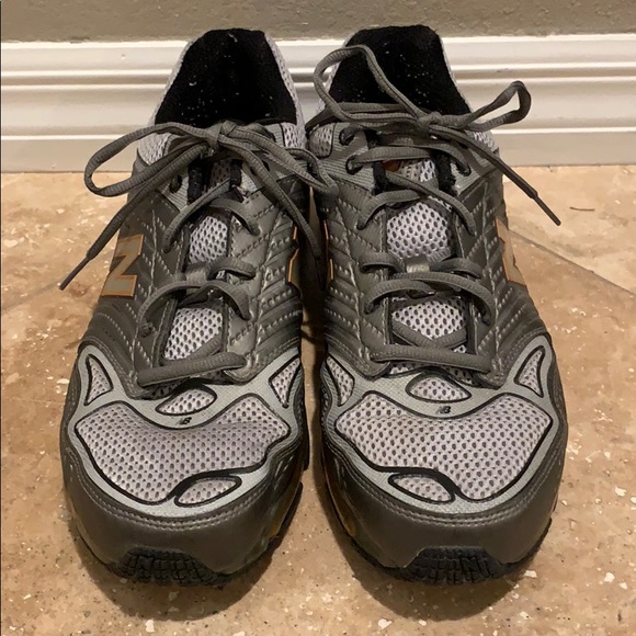 skechers vs new balance size